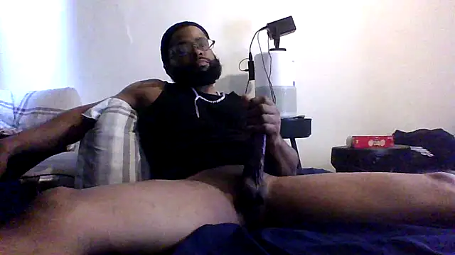 Snapshot of Enos3 chatting on 02/18/26, 06:04 Enos3 online show from 02/18/26, 06:04