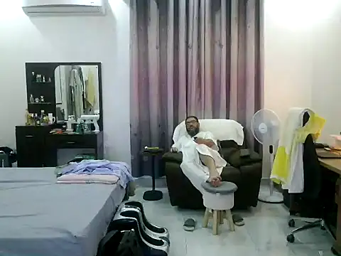 largepanny online show from 03/26/26, 05:44