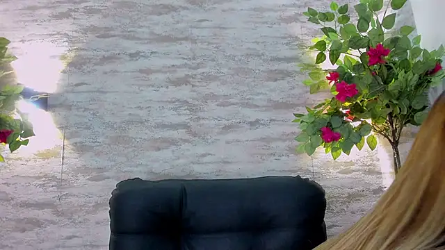 Celeste Mcs  online show from 10/25/25, 03:38