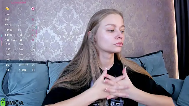 Polumna cute online show from 10/11/25, 01:23
