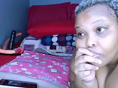 fatafricanqueen online show from 04/17/26, 07:06