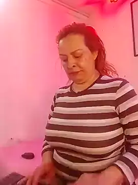 Snapshot of Wife_sexxx chatting on 01/19/25, 12:50 Wife sexxx online show from 01/19/25, 12:50