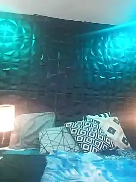 Snapshot of Wife_sexxx chatting on 01/15/25, 07:44 Wife sexxx online show from 01/15/25, 07:44