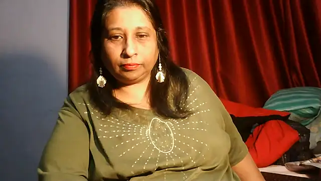Snapshot of raniofsex02 chatting on 07/15/26, 05:53 raniofsex02 online show from 07/15/26, 05:53
