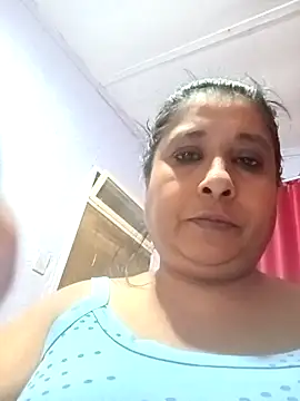 Snapshot of raniofsex02 chatting on 09/19/25, 06:23 raniofsex02 online show from 09/19/25, 06:23