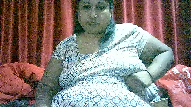 Snapshot of raniofsex02 chatting on 09/08/25, 05:12 raniofsex02 online show from 09/08/25, 05:12