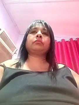 Snapshot of raniofsex02 chatting on 09/27/25, 01:06 raniofsex02 online show from 09/27/25, 01:06