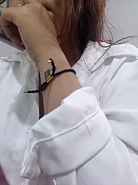 ZUCAAT online show from 04/12/26, 01:42