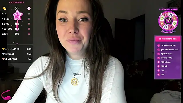 Snapshot of PlayfulGoddess chatting on 02/18/25, 03:52 PlayfulGoddess online show from 02/18/25, 03:52