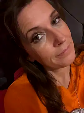 Lwhite1 online show from 10/14/25, 11:47