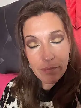 Lwhite1 online show from 10/15/25, 03:42