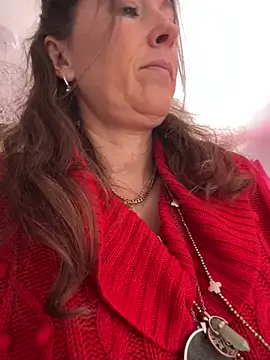 Lwhite1 online show from 04/15/26, 03:38