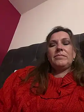 Lwhite1 online show from 02/08/26, 05:32