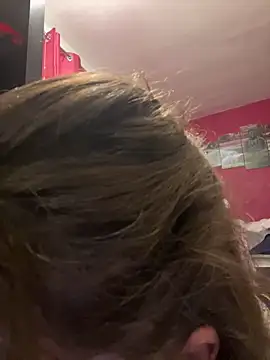 Lwhite1 online show from 10/16/25, 10:29