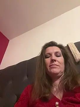 Lwhite1 online show from 11/26/25, 11:38