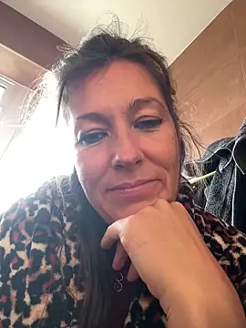 Lwhite1 online show from 03/09/26, 04:32