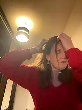 Lwhite1 online show from 10/30/25, 04:48