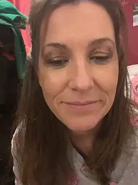 Lwhite1 online show from 11/18/25, 11:59