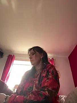 Lwhite1 online show from 04/04/26, 02:23