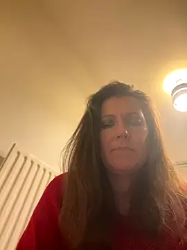 Lwhite1 online show from 11/27/25, 04:40