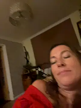 Lwhite1 online show from 09/20/25, 11:43