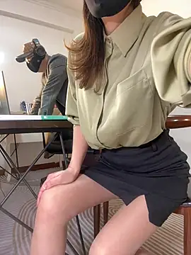 Snapshot of Annabody chatting on 02/20/25, 04:03 Annabody online show from 02/20/25, 04:03