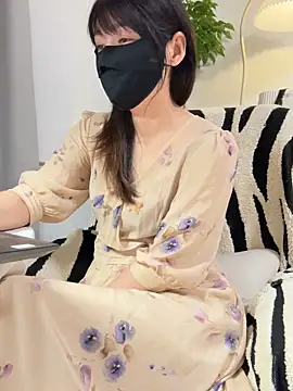 Snapshot of Annabody chatting on 11/08/25, 05:05 Annabody online show from 11/08/25, 05:05