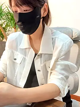 Snapshot of Annabody chatting on 11/07/25, 08:30 Annabody online show from 11/07/25, 08:30