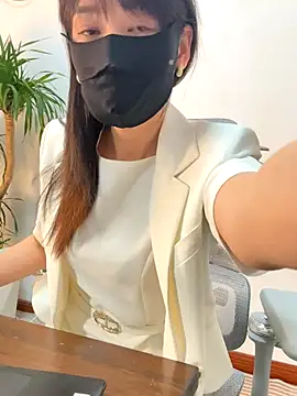 Snapshot of Annabody chatting on 11/28/25, 08:36 Annabody online show from 11/28/25, 08:36