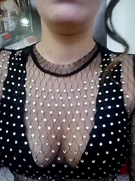 merlinaadams  online show from 04/07/26, 04:09