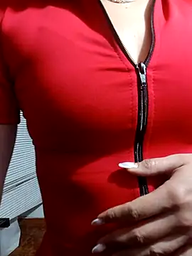 Snapshot of merlinaadams_ chatting on 05/16/26, 02:10 merlinaadams online show from 05/16/26, 02:10