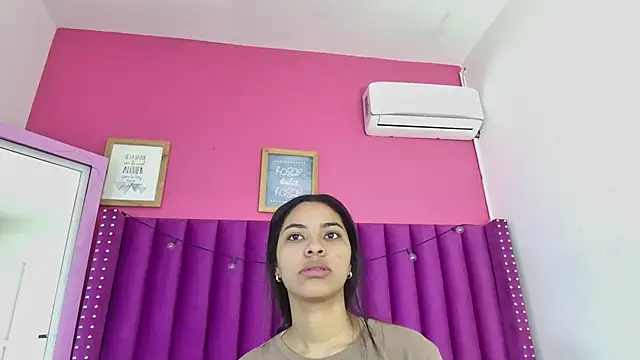 littleebonny online show from 03/24/26, 12:38