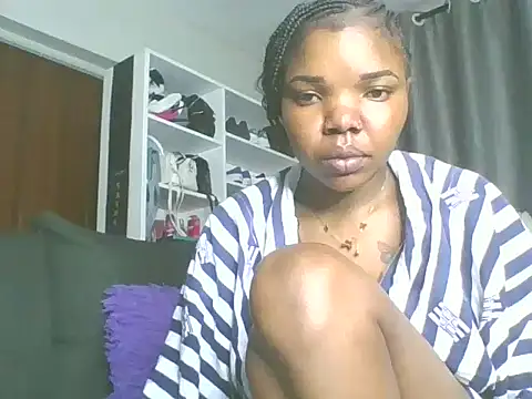sweet bigclit online show from 10/15/25, 05:17