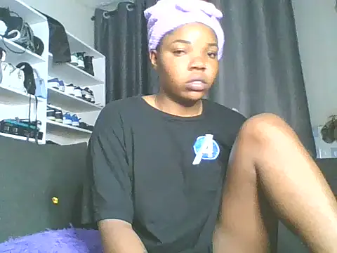 sweet bigclit online show from 11/01/25, 03:46