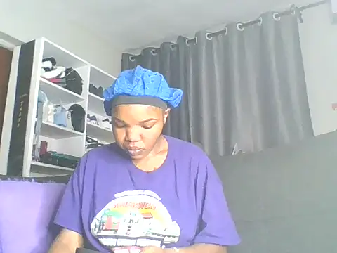 sweet bigclit online show from 10/09/25, 04:46