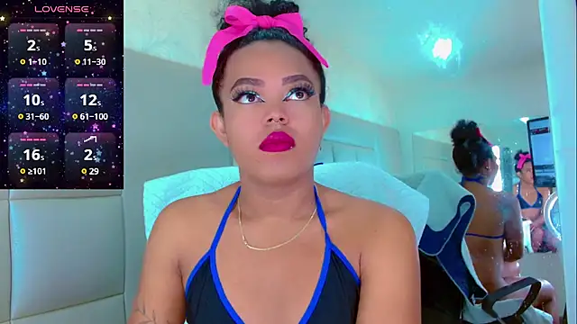 KayleighDreams  online show from 03/11/25, 06:19