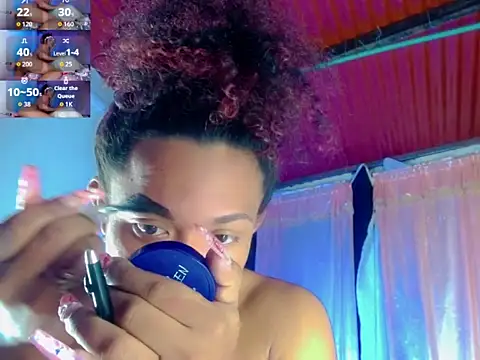 KayleighDreams  online show from 09/25/25, 04:18