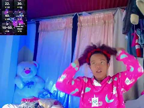 KayleighDreams  online show from 09/19/25, 03:32