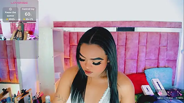 KayleighDreams  online show from 05/05/26, 06:22