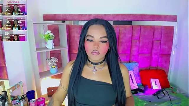 KayleighDreams  online show from 07/01/26, 04:02