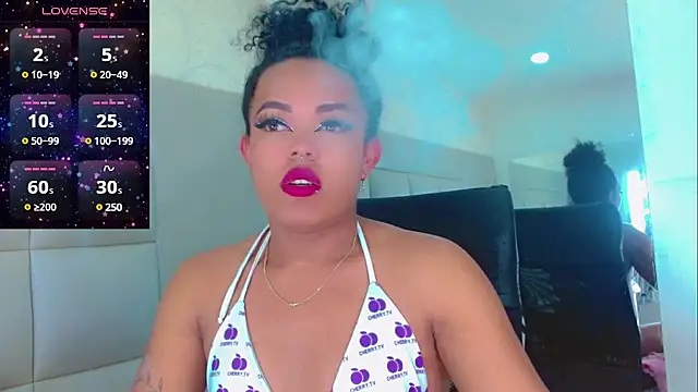 KayleighDreams  online show from 03/08/25, 06:32