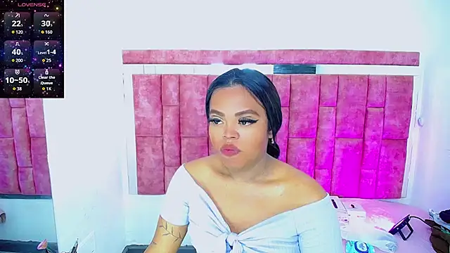 KayleighDreams  online show from 04/07/26, 03:52