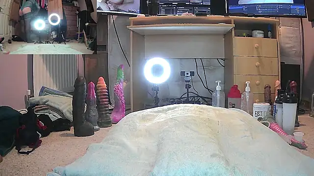 ClairTS online show from 12/24/24, 01:39