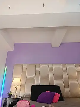 dirtyvictoria online show from 11/22/25, 12:04