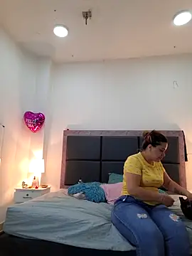 Aslhyn Gomez online show from 03/16/26, 08:11