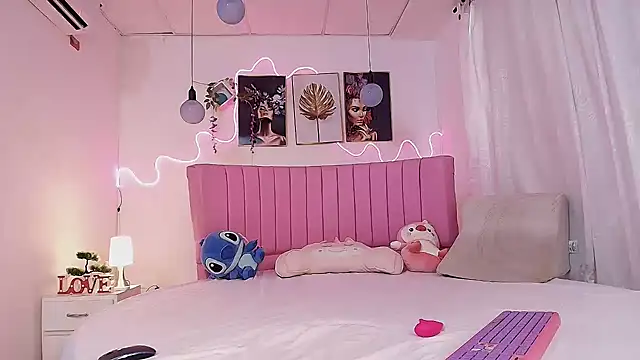 Azul horney online show from 11/20/25, 09:47