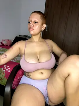 Charlotee  online show from 09/13/25, 11:16