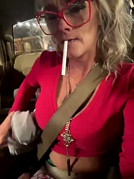 vixendoll87 online show from 12/17/25, 05:12