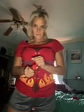 vixendoll87 online show from 01/16/26, 08:35