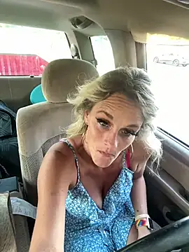 vixendoll87 online show from 06/04/26, 12:04